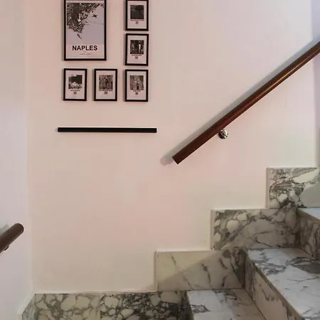 L' Altobasso - Atypical Neapolitan House Apartamento *