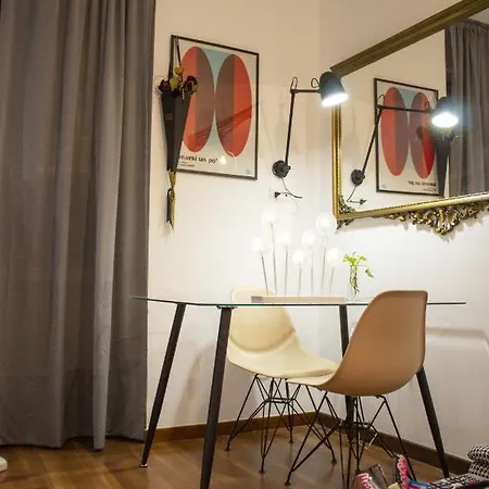 L' Altobasso - Atypical Neapolitan House Appartamento