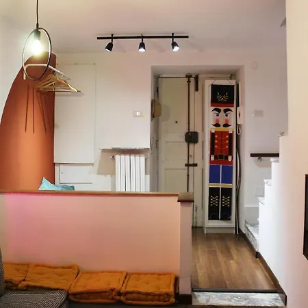 L' Altobasso - Atypical Neapolitan House Appartement *